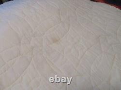 Vintage Handmade Patchwork Quilt 94 X 83 Scalloped Double Wedding Ring 60s-70s