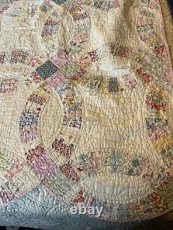 Vintage Handmade Patchwork Quilt Wedding Ring Feed Sack Cutter