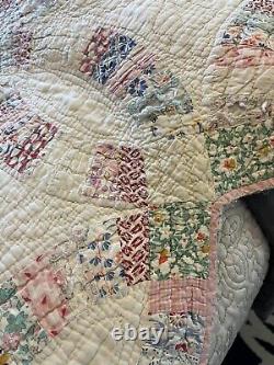 Vintage Handmade Patchwork Quilt Wedding Ring Feed Sack Cutter