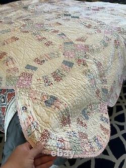 Vintage Handmade Patchwork Quilt Wedding Ring Feed Sack Cutter