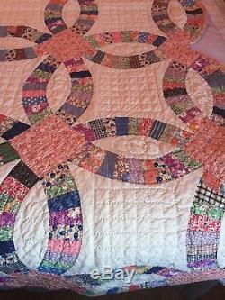 Vintage Handmade Quilt Double Wedding Ring Unused Unwashed Red Binding Excellent