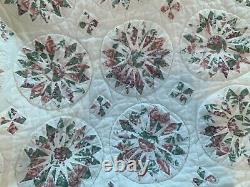 Vintage Handmade Quilt Flowers Scallop Edges 74 by 80