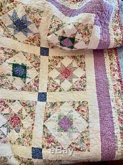 Vintage Handmade Quilt Geometric Star Chintz Flowers & Script 106 x 106