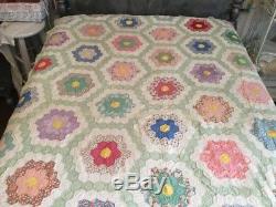 Vintage Handmade Quilt Grandmas Flower Garden