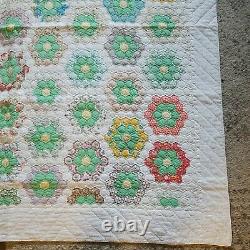 Vintage Handmade Quilt Grandmother's Flower Garden Hand Sewn Feedsack 82x61 2of2