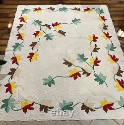 Vintage Handmade Quilt In Fall Leaves Pattern 76x86.5