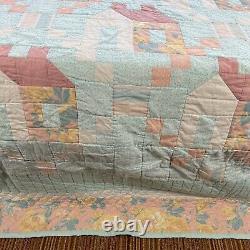 Vintage Handmade Quilt Pastel Colors Floral Country Cottage Houses 72x110