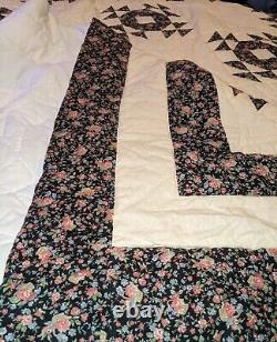 Vintage Handmade Quilt Queen Size 102x 88 Off-white & Blue Floral WithWhite Back