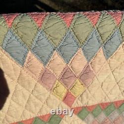 Vintage Handmade Quilt Sugar Loaf Pyramids Peach Multicolor Triangle