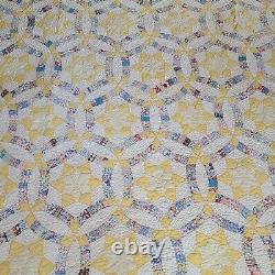 Vintage Handmade Quilt Wedding Ring 73 X 75 Yellow Blue Red Pink