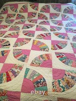 Vintage Handmade Quilt. Would Make A Super Awesome Christmas Gift