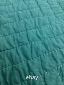 Vintage Handmade Quilt in Green And Yellow Star Design