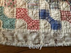 Vintage Handmade White Cotton Bowtie Pattern Quilt 82 x 62