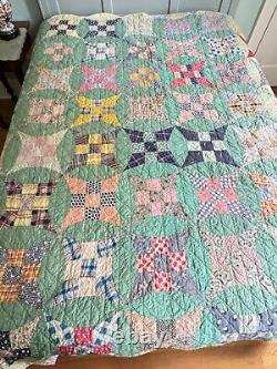 Vintage Handmade Windmill Blades Patchwork Quilt 71 x 81 A497