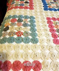 Vintage Handmade Yo Yo Coverlet Quilt queen yoyo pink blue bed cover 86 x 101
