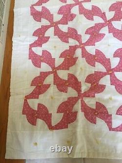 Vintage Handmade pink white floral bedspread coverlet bed blanket Quilt 72x80