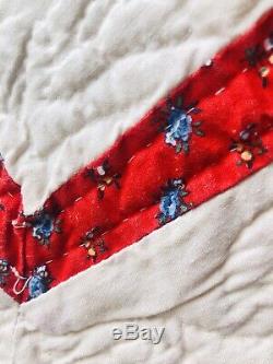 Vintage Handmade quilt 85x83 King8 Star pattern Great Colors Estate