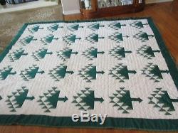 Vintage Handmade quilt Tree of Life 84X80 crisp clean look