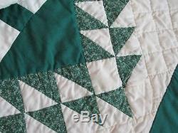 Vintage Handmade quilt Tree of Life 84X80 crisp clean look