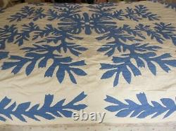 Vintage Hawaiian Blue White Cotton Quilt 76 x 88
