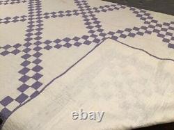 Vintage Irish Chain Quilt, lavender purple and white, wreath hand quilted EUC