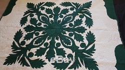 Vintage King Hawaiian hand made forest green and white Quilt 8.5' x 8.5