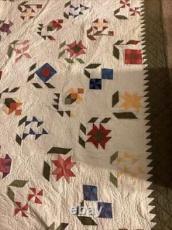 Vintage Museum Of American Folk Art Hand Sewn Patchwork Quilt 87 X 105 LOOK