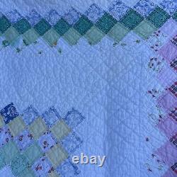 Vintage Patchwork Quilt Postage Stamp Border 78 x 66 Hand Sewn Quilted