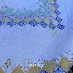 Vintage Patchwork Quilt Postage Stamp Border 78 x 66 Hand Sewn Quilted