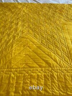 Vintage Queen Gold White & Yellow Lone Star Handmade Quilt Signed & Dated 1992