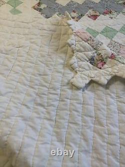 Vintage Quilt Around the World 60x80 Pastel Squares Hand Quilted