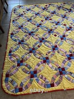 Vintage Quilt Double Wedding Ring Handmade Reversible Yellow Red 76x93 MINT