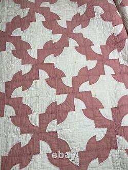 Vintage Quilt Drunkard Path Hand Made Quilted Pink White 66x77