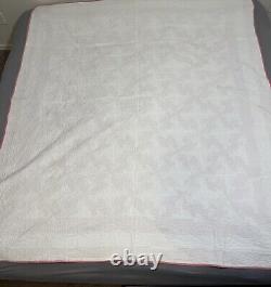 Vintage Quilt Drunkard Path Hand Made Quilted Pink White 66x77