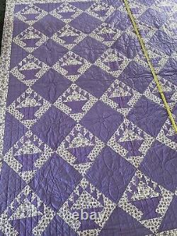 Vintage Quilt Flower Basket 81x68 Reversible Hand Quilted Purple Bedspread
