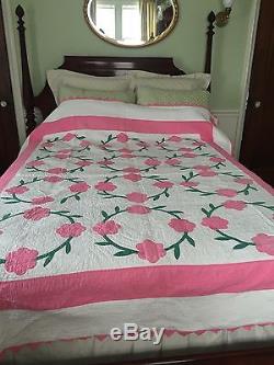Vintage Quilt Hand Made Stitched Pieced 87 X 70 Pink Applique Flowers Pie EDGE