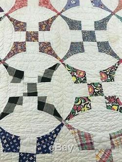 Vintage Quilt Handmade Hand Sewn Quilt 82 X 72