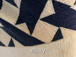 Vintage Quilt Indigo Blue Ribbon 1940s Hand Quilted