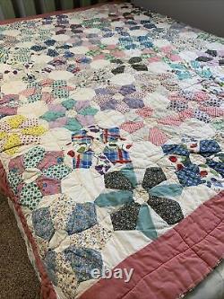 Vintage Quilt Star 66x71 Machine Quilted Great Old Fabric