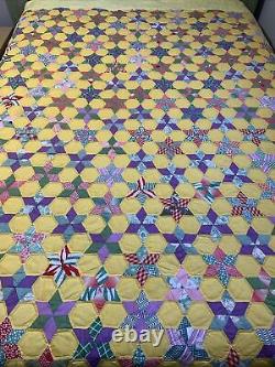 Vintage Quilt Star 87x103 Machine Quilted Yellow Great Old Fabric