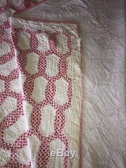 Vintage Red & White Linked Circles Hand Made Quilt 82 X 75 3 Stars