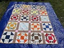 Vintage SHOO FLY quilt. Hand Quilted Stitched. 76x60