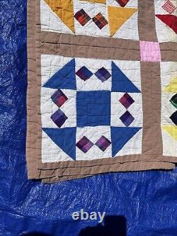 Vintage SHOO FLY quilt. Hand Quilted Stitched. 76x60