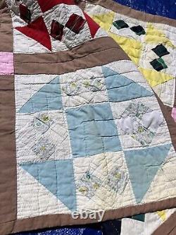 Vintage SHOO FLY quilt. Hand Quilted Stitched. 76x60