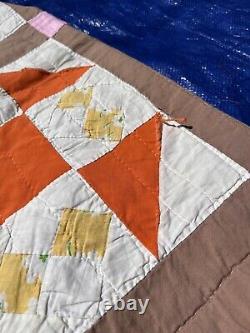 Vintage SHOO FLY quilt. Hand Quilted Stitched. 76x60