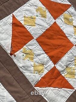 Vintage SHOO FLY quilt. Hand Quilted Stitched. 76x60