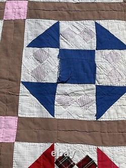 Vintage SHOO FLY quilt. Hand Quilted Stitched. 76x60