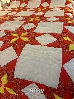 Vintage Very Attactive Handmade Pinwheel Stars Quilt Queen 94 x 102