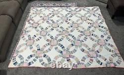Vintage- White Handmade Quilt With Circular Patch Pattern/ Design 76 X 82