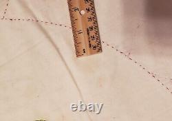 Vintage hand Sewn Applique 1930's/40's folk art Quilt